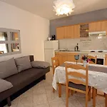 Mara Appartement Supetar