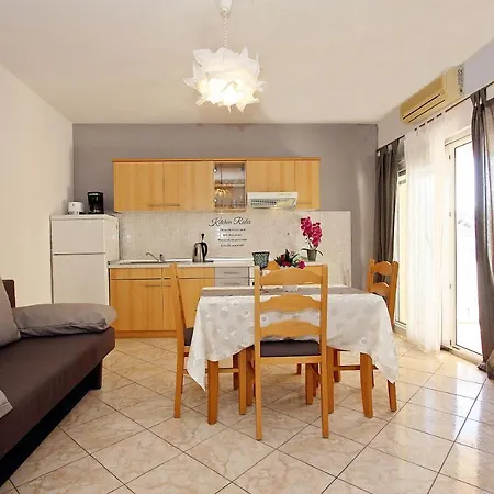 Mara Apartment