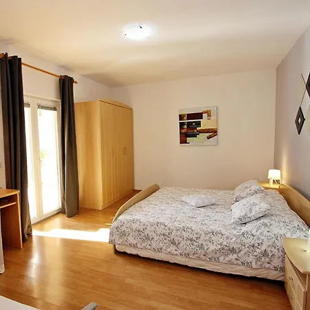 Apartament Mara Supetar