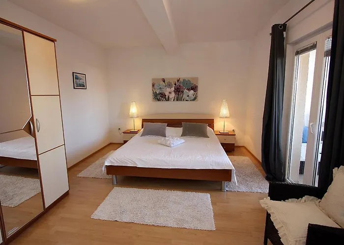 Διαμέρισμα Mara Supetar