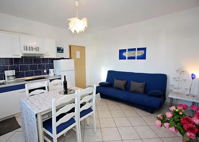 Διαμέρισμα Mara *