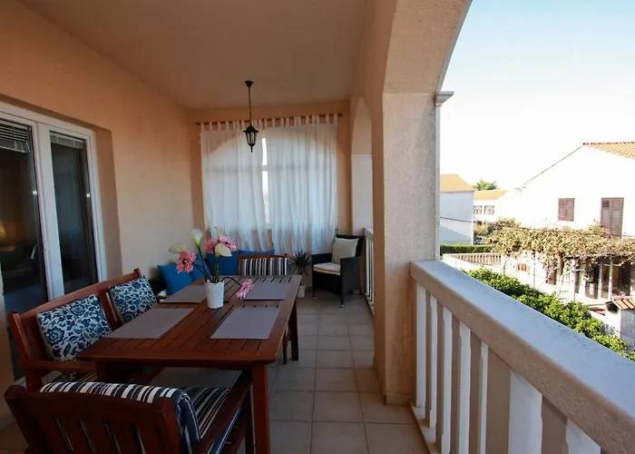 Διαμέρισμα Mara *